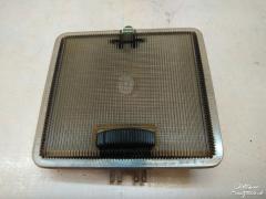 Audi Innenleuchte 443947105a hinten zu Audi 100, Audi 200, Audi 5000