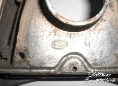 Chromendstücke bei Heckflügel (Rückfahrlampe) zu Thunderbird